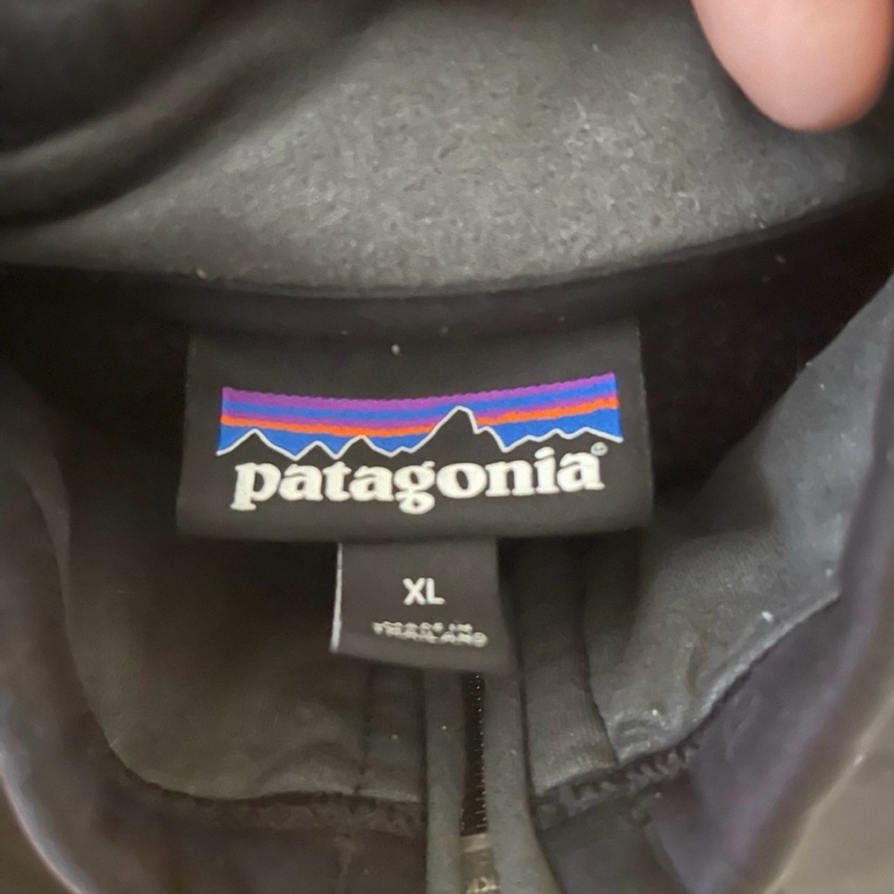 Patagonia Black Fleece-Lined Jacket - Picture 3 of 8